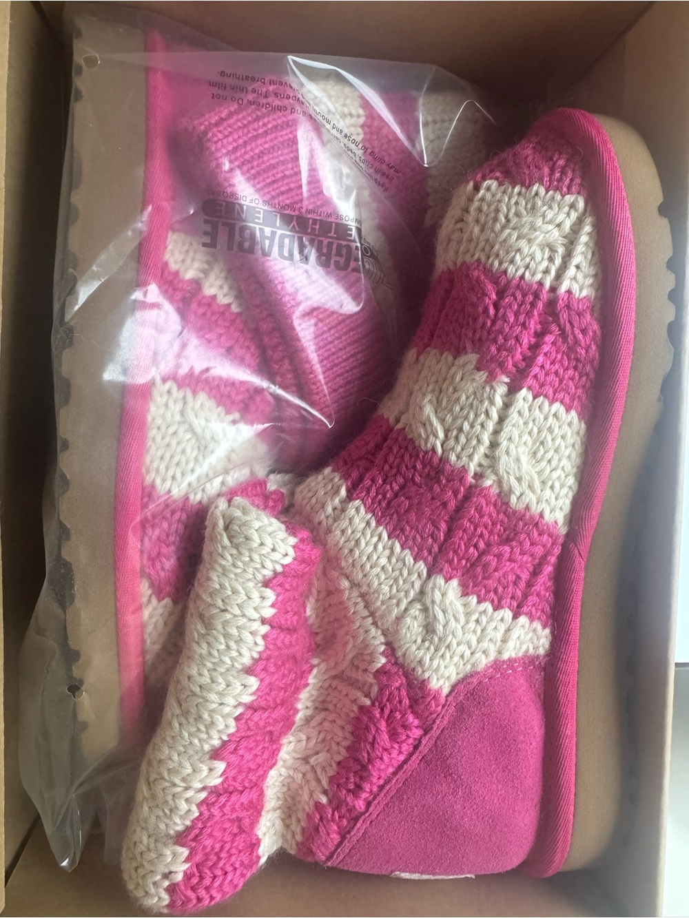 Kid’s Pink/Cream Knit Stripe wool Boot - Ugg new in box